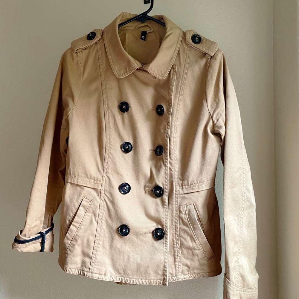 Buttoned Jacket